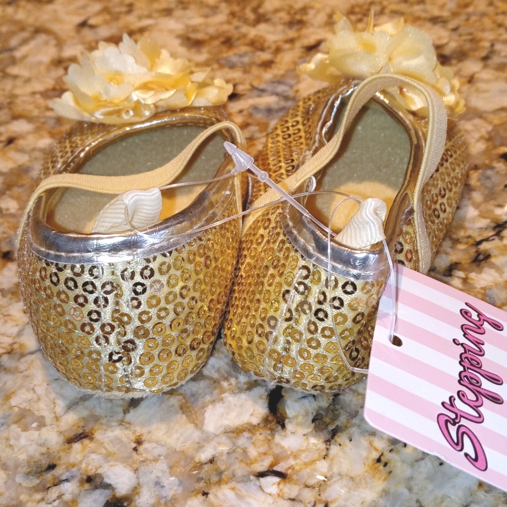 Golden Rose Sequins Baby Flats Size 4C - Picture 5 of 9